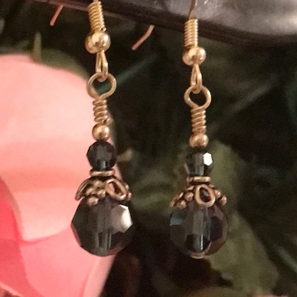 🔥ON SALE🔥3/$30🔥 💖 LA Design💖Handmade Earrings - Picture 2 of 5